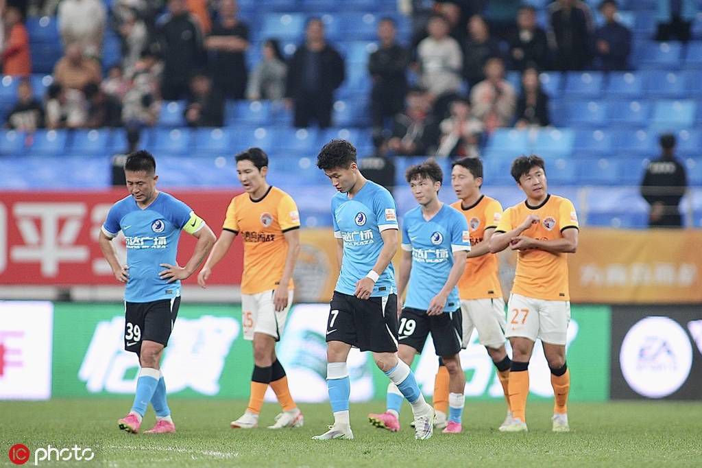 目前国米在欧冠小组赛中已提前两轮锁定出线名额，这也意味着球队可以暂时专注于联赛争冠。